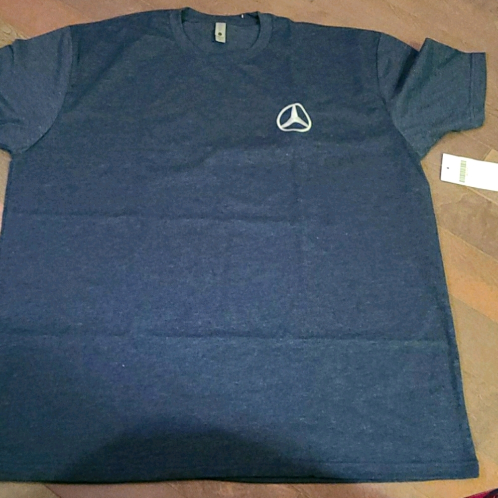 Gray t shirt mercedez benz